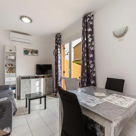 In By The Beach Apartamento Agde